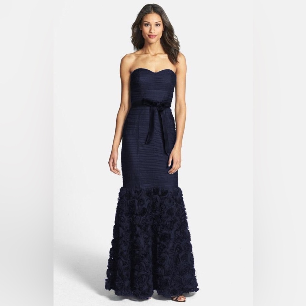 JS Collection: strapless sweetheart lace mermaid ball gown in Navy Blue size 0